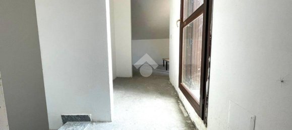 2 bedrooms House in Cremona, Italy No. 285521 34