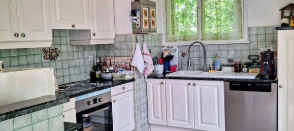 3 bedrooms House in Puy-Guillaume, France No. 287251 2