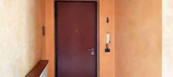 2 Schlafzimmer Wohnung in Binago, Italy, Nr. 359747 4