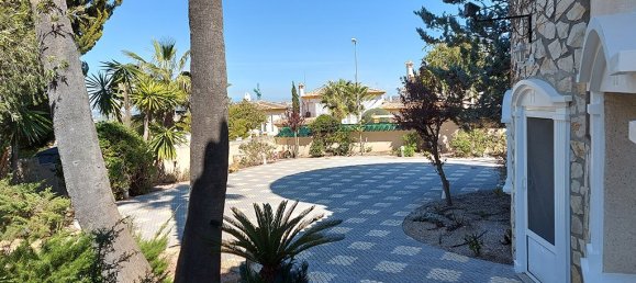 7 bedrooms Villa in Ciudad Quesada, Spain No. 8554 11