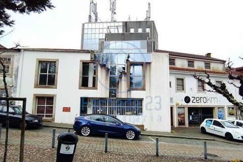 Propriété commerciale à Gondomar, Portugal 80m² No. 230465