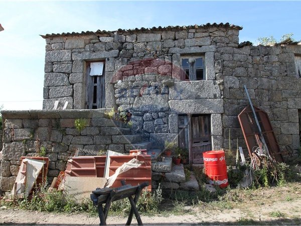 1 غرف نوم منزل في Travancinha, Portugal رقم 25010