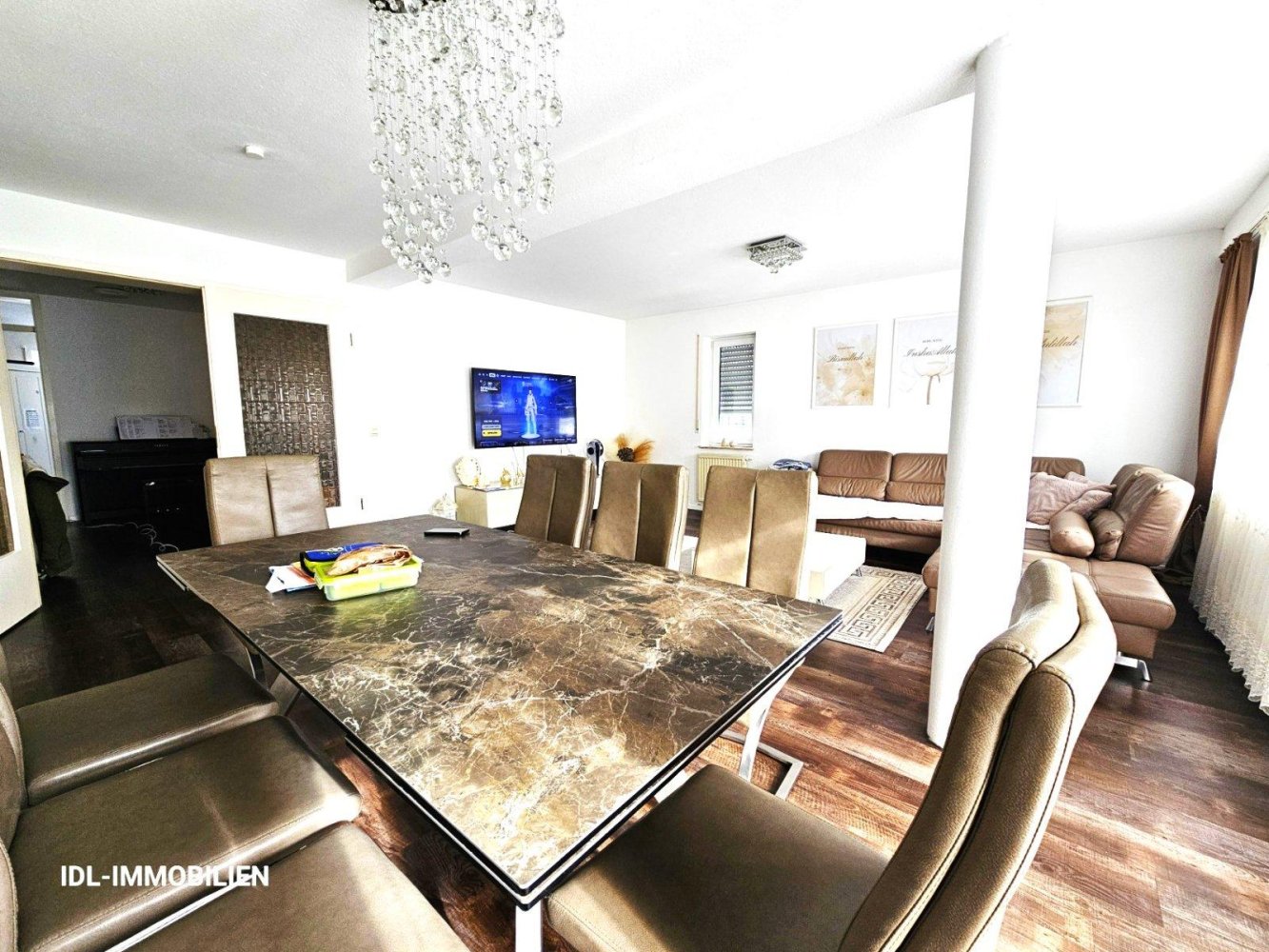 3 bedrooms Apartment in Boblingen, Germany No. 41935