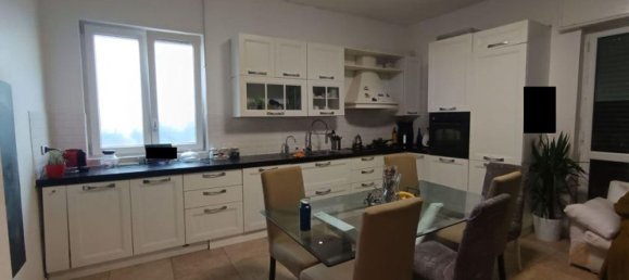 3 rooms Apartment in Oggiona con Santo Stefano, Italy No. 98170 28