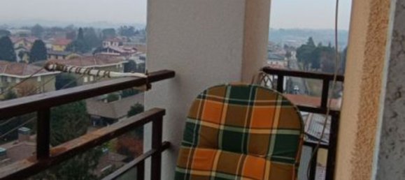 3 rooms Apartment in Oggiona con Santo Stefano, Italy No. 98170 15