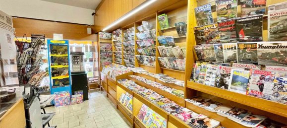 1-salle Propriété commerciale à Manerbio, Italy No. 2645 6