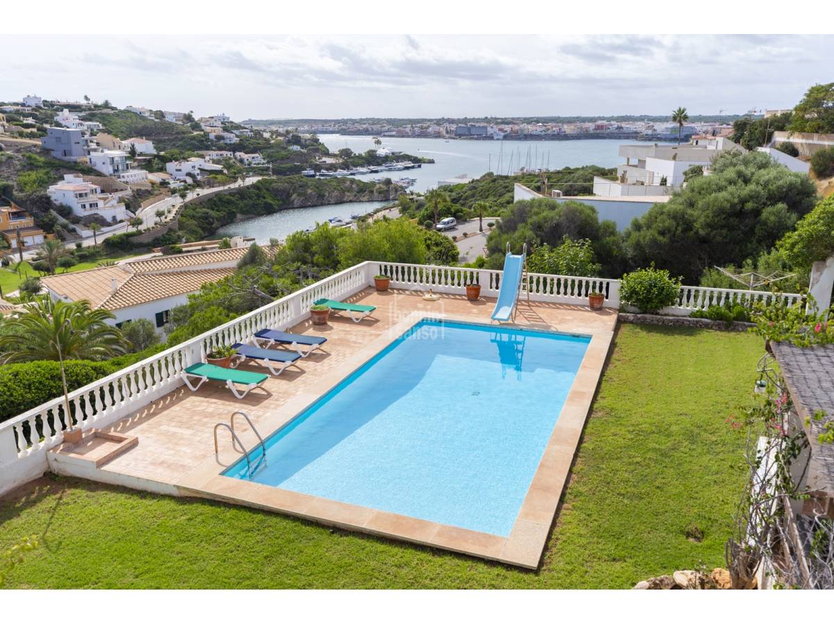 5 chambres Villa à Mahon, Spain No. 132990