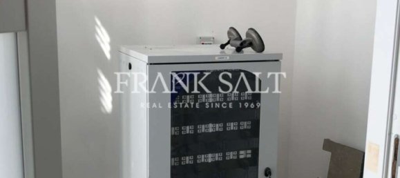 545m² Office in Msida, Malta No. 13399 5