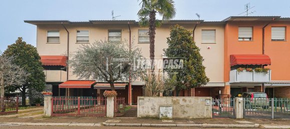 5غرفة منزل في Lugo, Italy رقم 144914 34