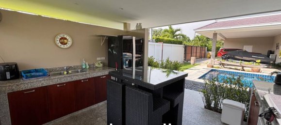 5 bedrooms Villa in Cha-am, Thailand No. 25110 10