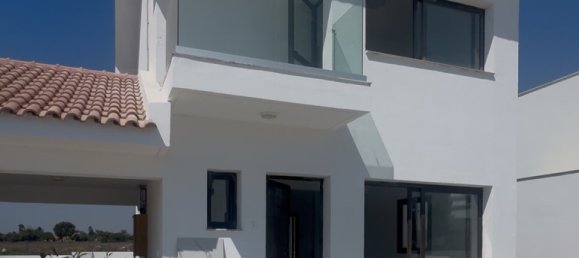 3 chambres maison de ville à vendre à Pervolia, Larnaka, Cyprus № 26550 8