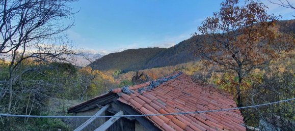 3 rooms House in Molazzana, Italy No. 75644 6