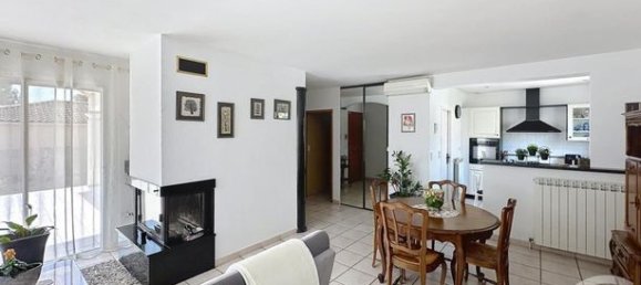 3 bedrooms Villa in Occitanie, France No. 279946 8