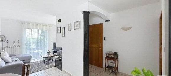 3 bedrooms Villa in Occitanie, France No. 279946 9