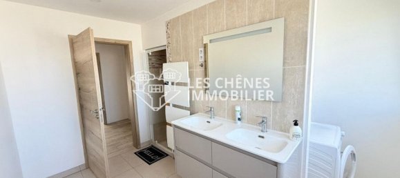 5 bedrooms House in Sainte-Marie-aux-Chenes, France No. 211881 7