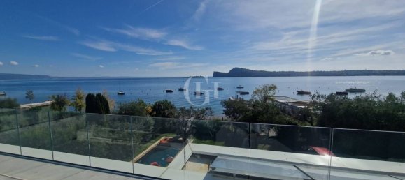 3 bedrooms Villa in San Felice del Benaco, Italy No. 68821 2