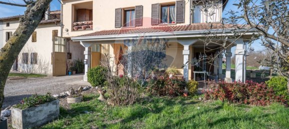 4 غرف نوم منزل في Poviglio, Italy رقم 270468 2