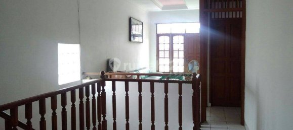 4 bedrooms House in Kebon Jeruk, Indonesia No. 1378 8