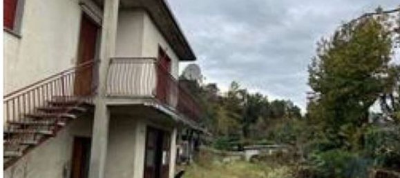 5-Zimmer Villa in Vergiate, Italy, Nr. 185116 4