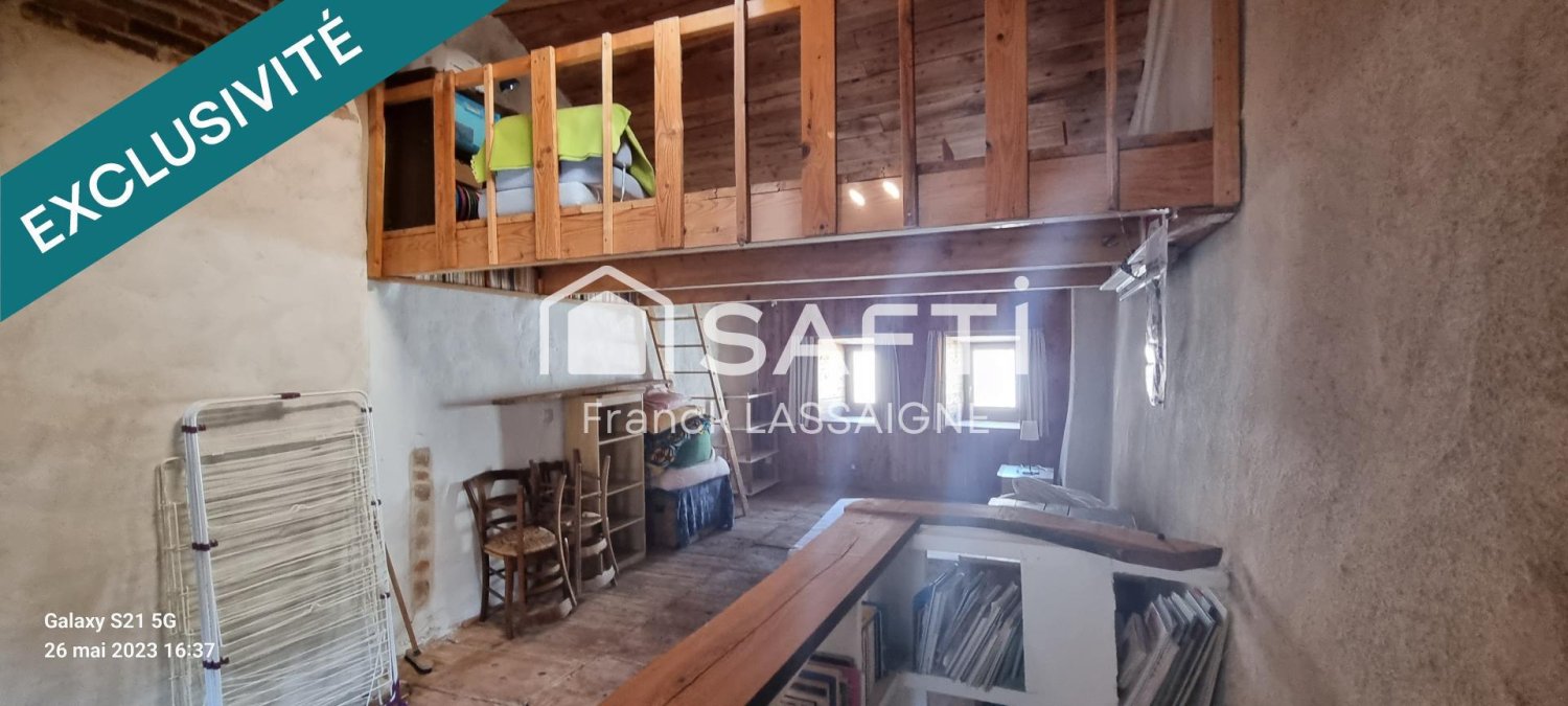 2 bedrooms House in Ambert, France No. 192770