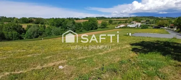 1300m² Land in Montfa, France No. 63332 3