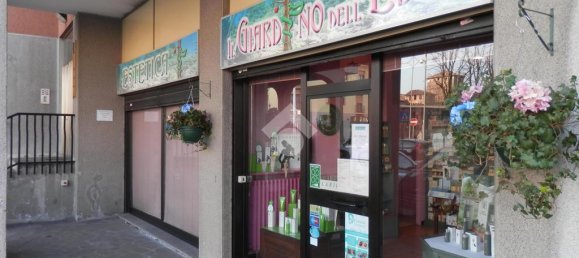 Коммерческая недвижимость с 1 комнатой в Пандино, Италия № 61098 2