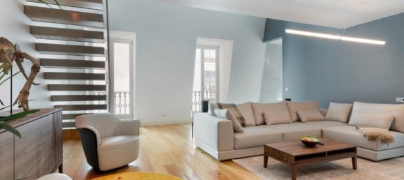 1 bedroom Duplex in Lisbon, Portugal No. 115088 2