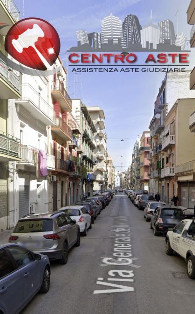 3 rooms Apartment in Bari, Italy No. 231671