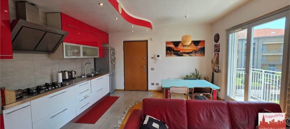 2 bedrooms Commercial property in Como, Italy No. 307948 9