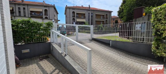 2 bedrooms Commercial property in Como, Italy No. 307948 35