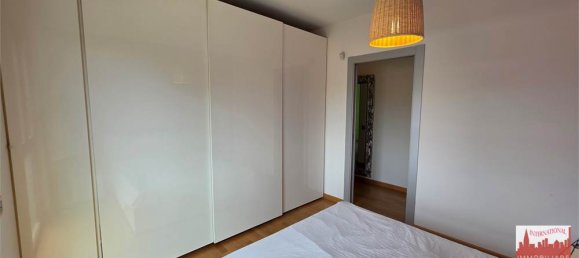 2 bedrooms Commercial property in Como, Italy No. 307948 13