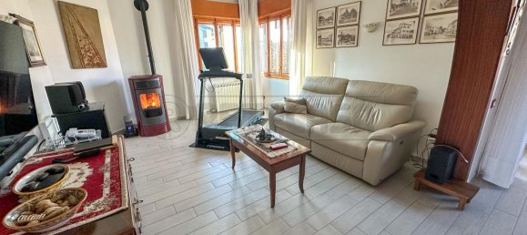 8 rooms House in San Michele al Tagliamento, Italy No. 102779 13