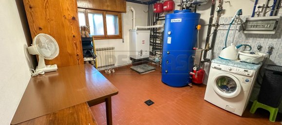 8 rooms House in San Michele al Tagliamento, Italy No. 102779 9