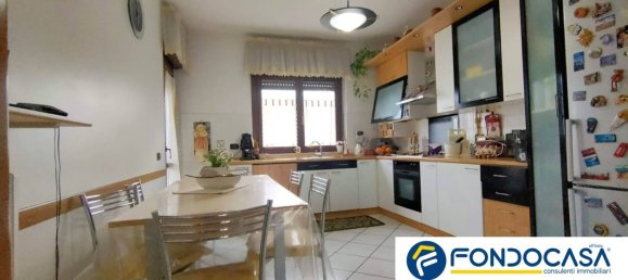 3-salle Appartement à Roccapiemonte, Italy No. 157226 6