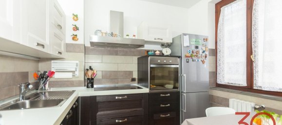 3 rooms Apartment in Mozzate, Italy No. 203390 9