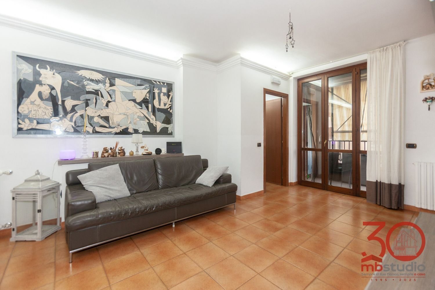 3 rooms Apartment in Mozzate, Italy No. 203390