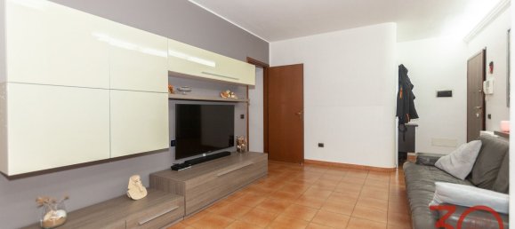 3 rooms Apartment in Mozzate, Italy No. 203390 3