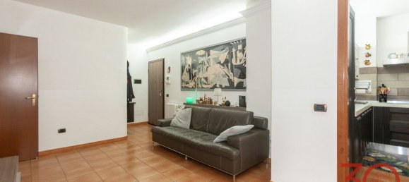 3 rooms Apartment in Mozzate, Italy No. 203390 5