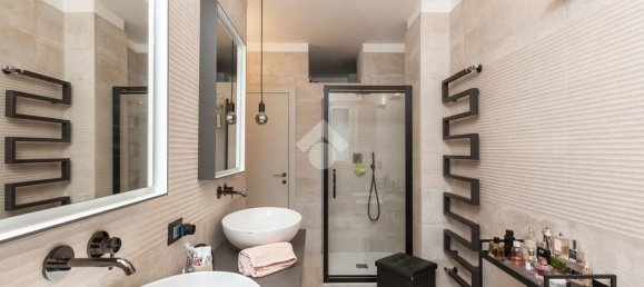 4 Schlafzimmer Wohnung in Beinasco, Italy, Nr. 318610 20