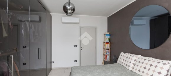 4 Schlafzimmer Wohnung in Beinasco, Italy, Nr. 318610 15