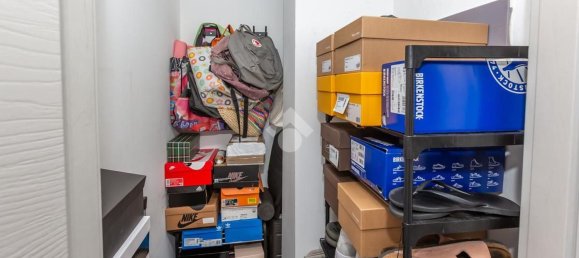 4 Schlafzimmer Wohnung in Beinasco, Italy, Nr. 318610 25