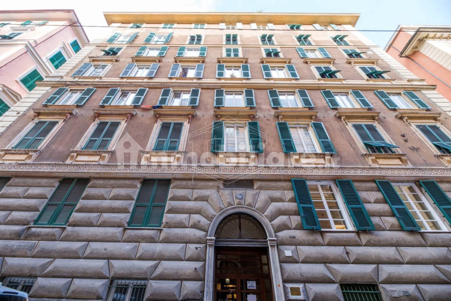 2 Schlafzimmer Wohnung in Genoa, Italy, Nr. 352428