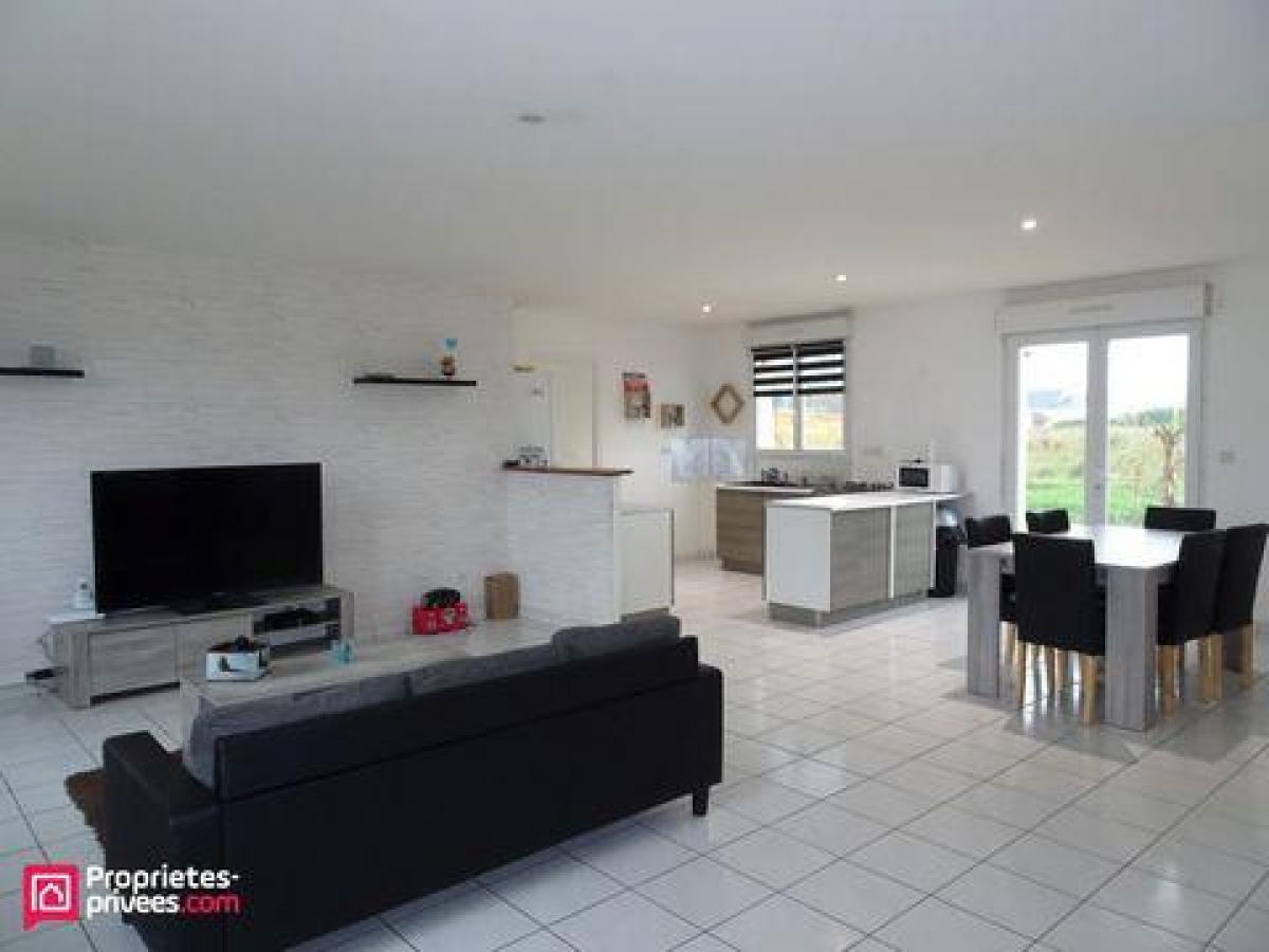 4 bedrooms House in Ingrandes, France No. 29737