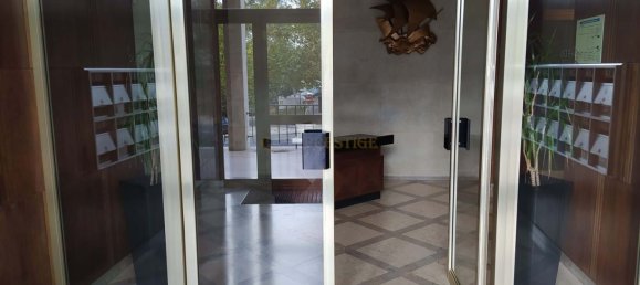 6 bedrooms Apartment in Lisbon, Portugal No. 117393 2