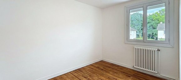 3 bedrooms House in Acheres, France No. 297210 11