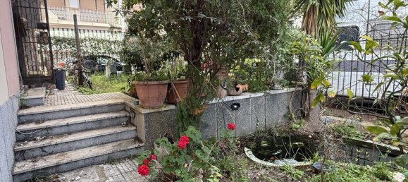 3 bedrooms Apartment in Messina, Italy No. 340960 2