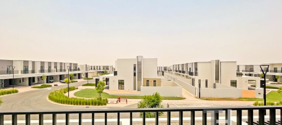 Таунхаус с 3 спальнями в Dubai South (Dubai World Central), ОАЭ № 34526 16