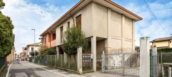 Apartamento de 3 habitaciónes en Roncello, Italy No. 13770 15