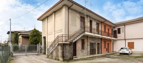 Apartamento de 3 habitaciónes en Roncello, Italy No. 13770 16