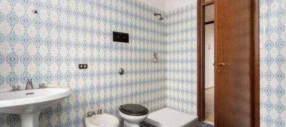 Apartamento de 3 habitaciónes en Roncello, Italy No. 13770 11